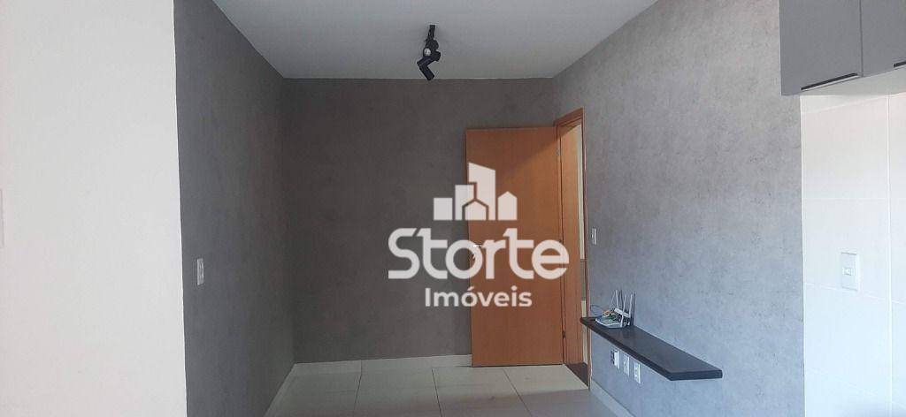 Apartamento à venda com 2 quartos, 56m² - Foto 7