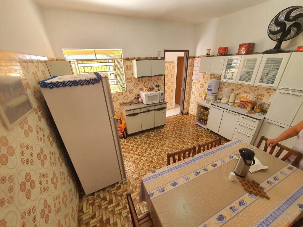 Sobrado à venda com 3 quartos, 200m² - Foto 7