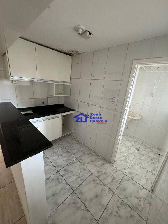 Apartamento à venda com 2 quartos, 44m² - Foto 5