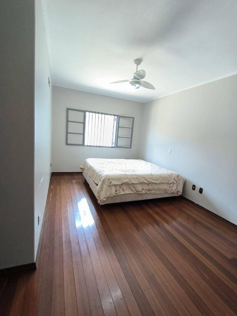 Casa à venda com 3 quartos, 200m² - Foto 14