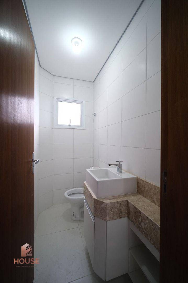 Casa de Condomínio para alugar com 3 quartos, 250m² - Foto 15