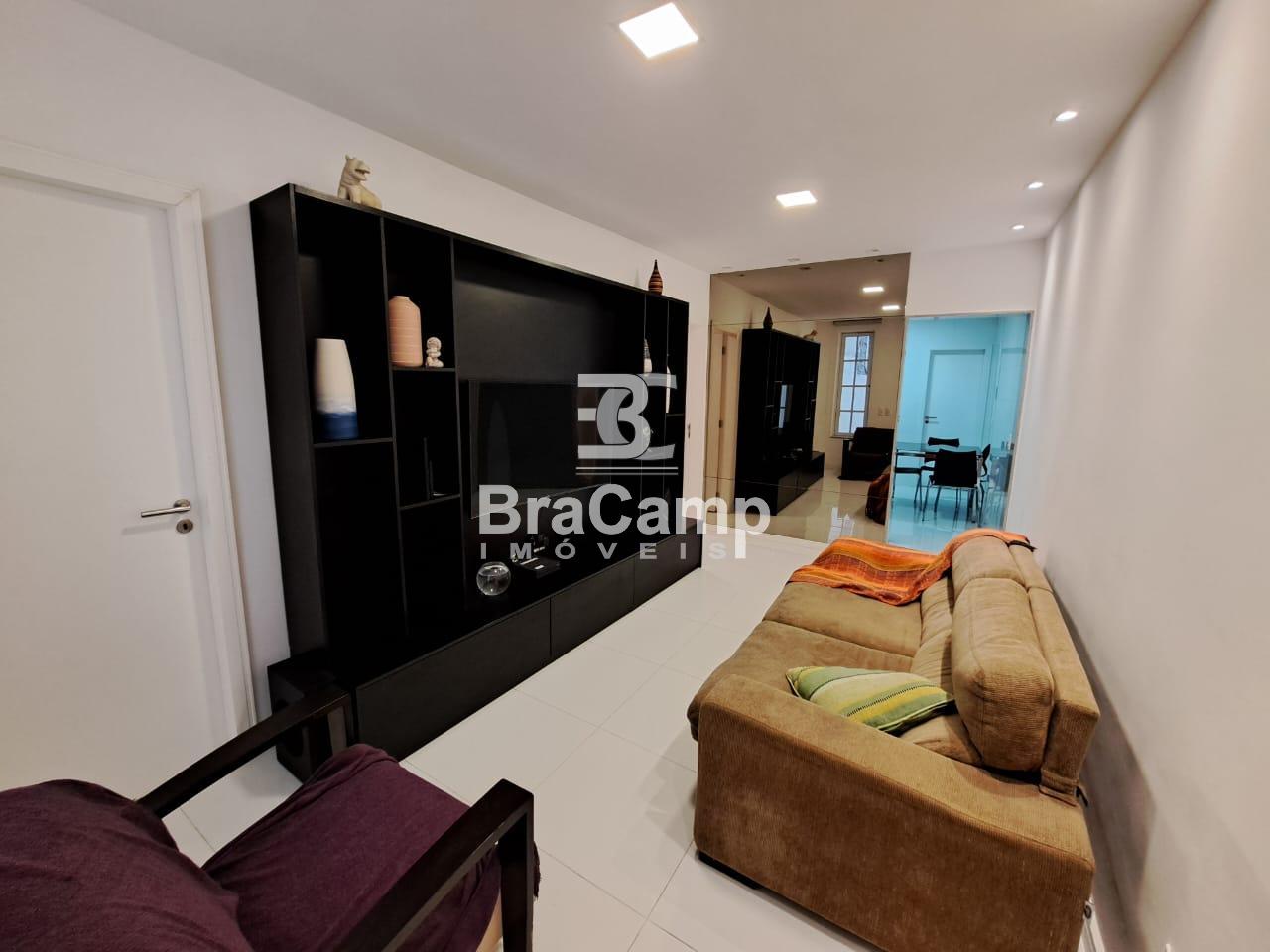 Casa à venda com 2 quartos, 65m² - Foto 2