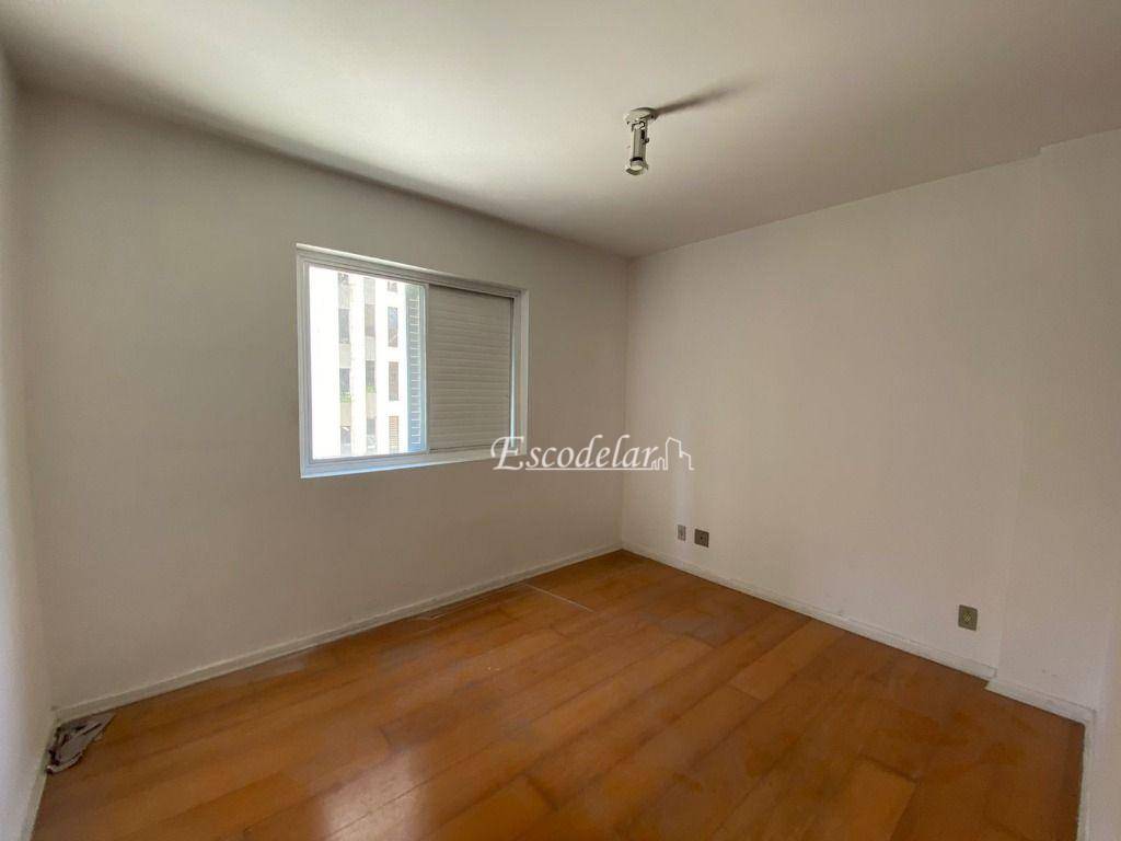 Apartamento para alugar com 3 quartos, 157m² - Foto 5