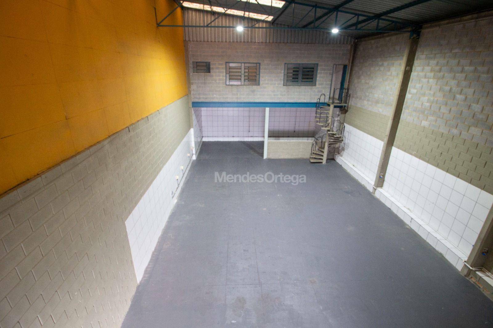 Depósito-Galpão-Armazém para alugar, 398m² - Foto 17