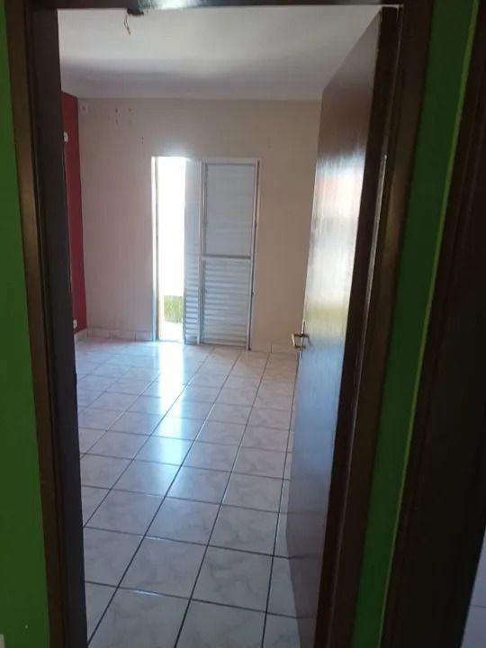 Sobrado à venda com 3 quartos, 200m² - Foto 8