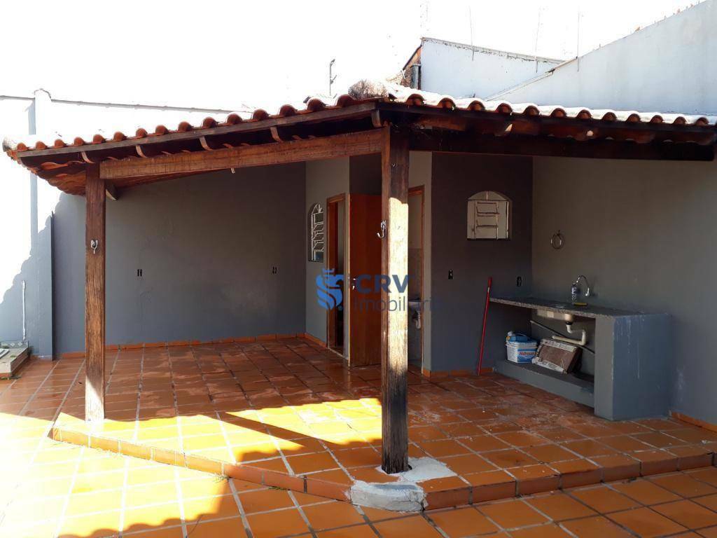 Casa à venda com 3 quartos, 190m² - Foto 7