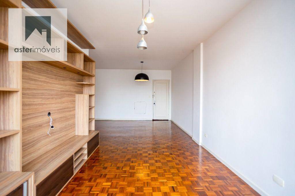 Apartamento para alugar com 3 quartos, 162m² - Foto 8