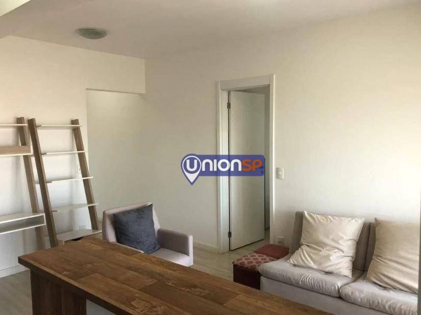 Apartamento à venda com 1 quarto, 47m² - Foto 2