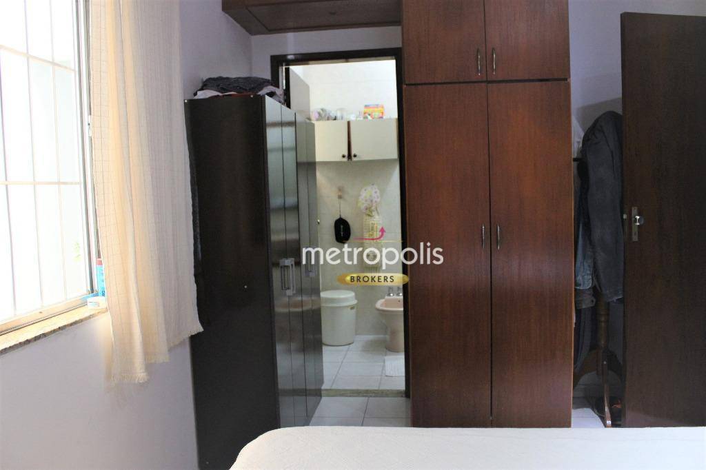 Casa à venda com 3 quartos, 340m² - Foto 9