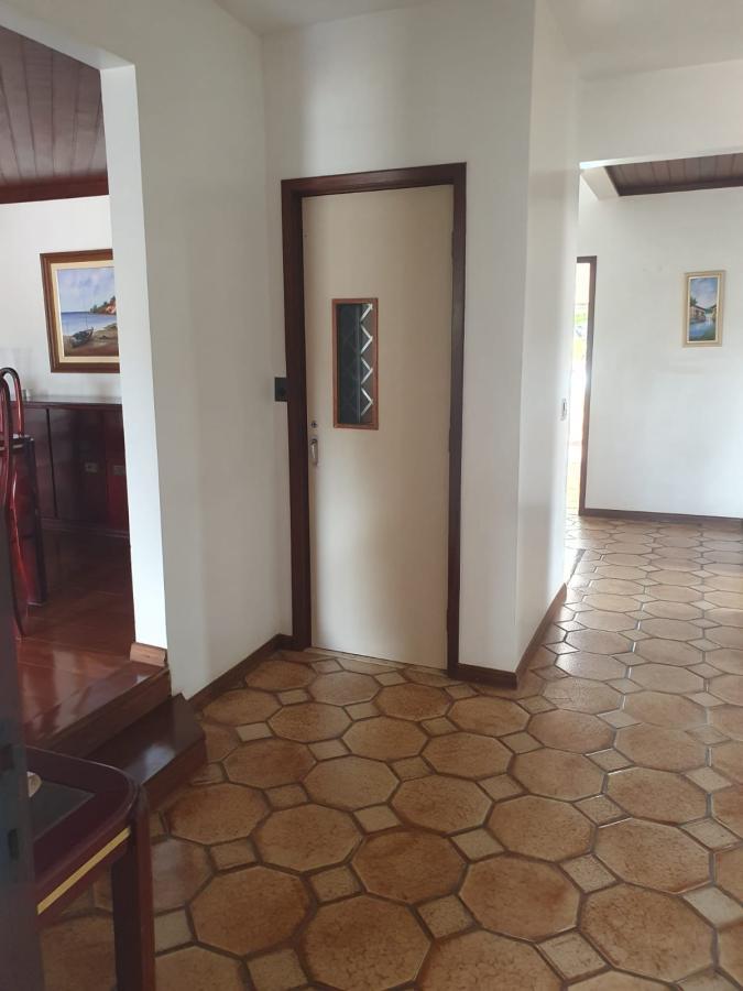 Casa à venda com 7 quartos, 1076m² - Foto 43