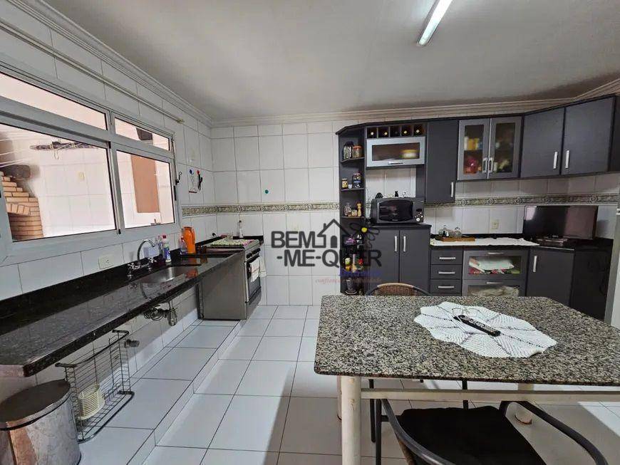 Sobrado à venda com 3 quartos, 140m² - Foto 14