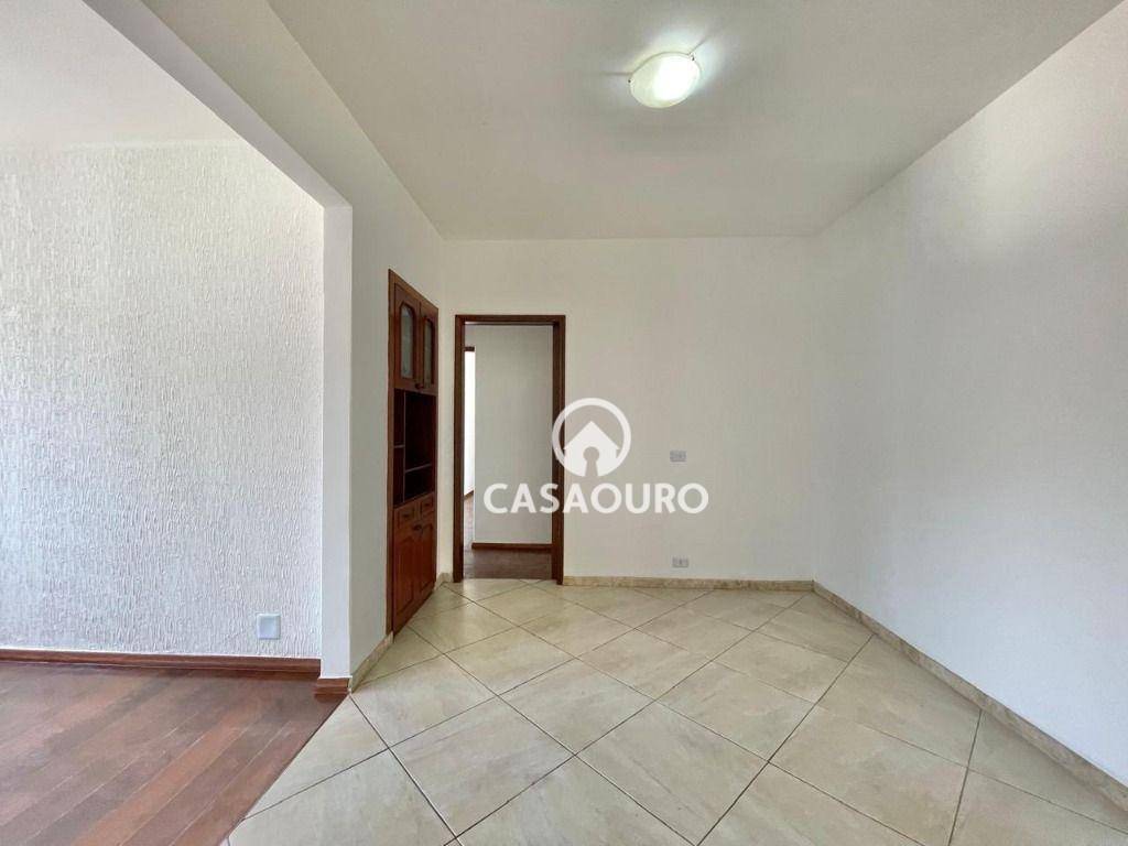 Apartamento à venda com 3 quartos, 110m² - Foto 5