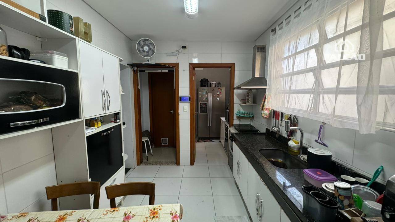 Sobrado à venda com 3 quartos, 230m² - Foto 20