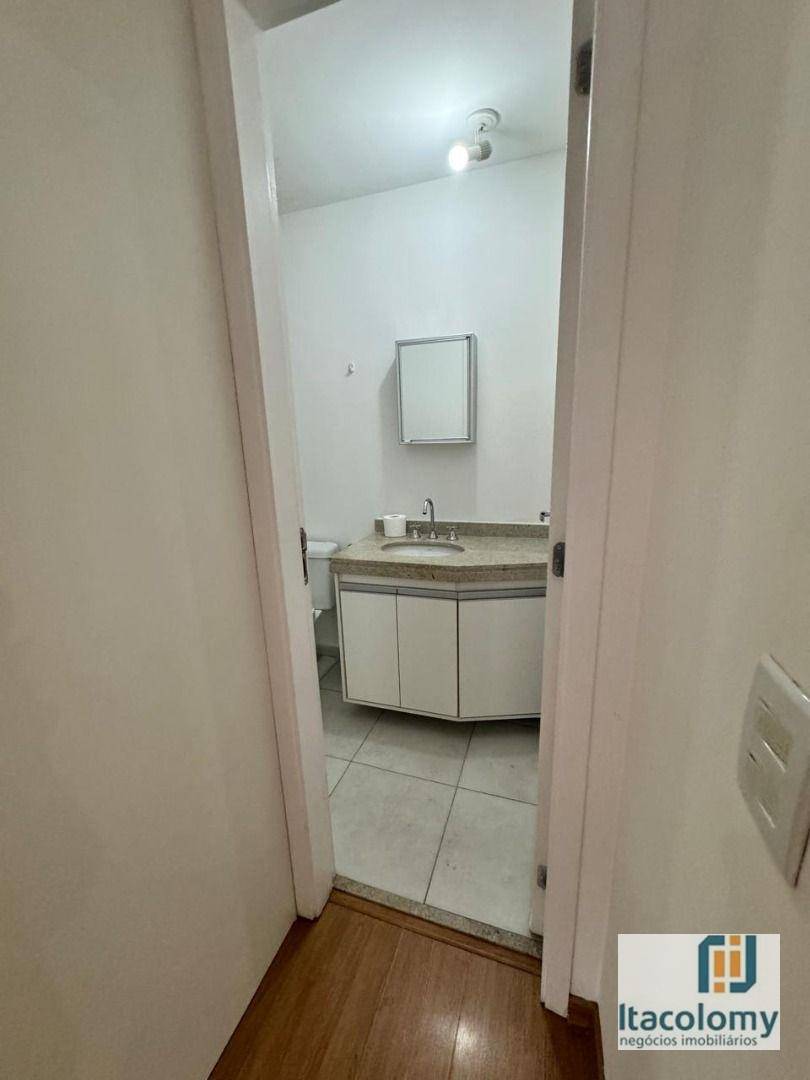 Apartamento para alugar com 1 quarto, 68m² - Foto 8