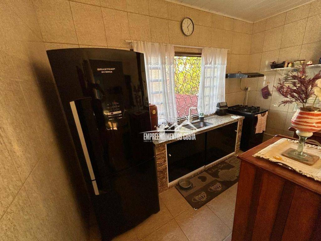 Chácara à venda com 3 quartos, 300m² - Foto 48