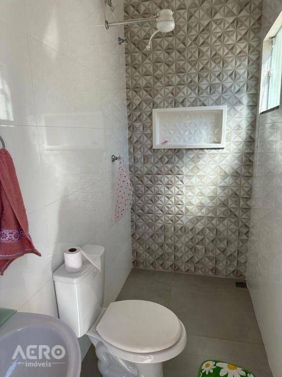 Casa à venda com 2 quartos, 180m² - Foto 8