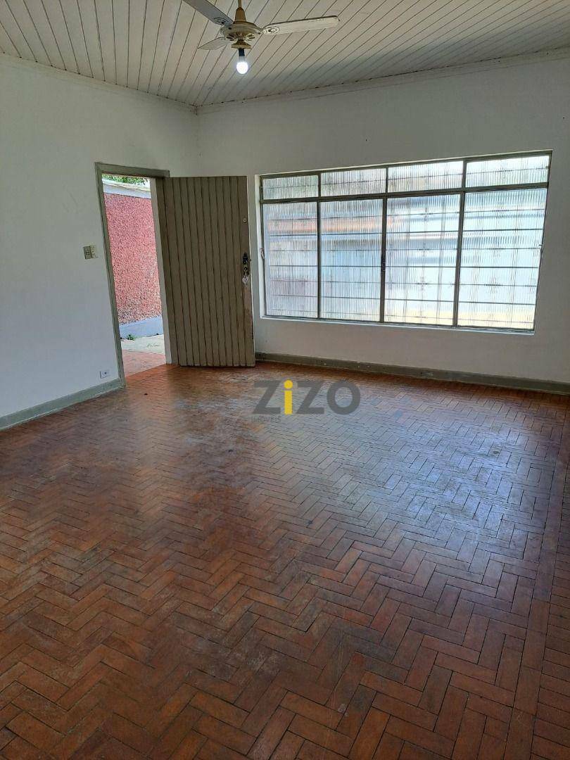 Casa à venda e aluguel com 3 quartos, 150m² - Foto 4