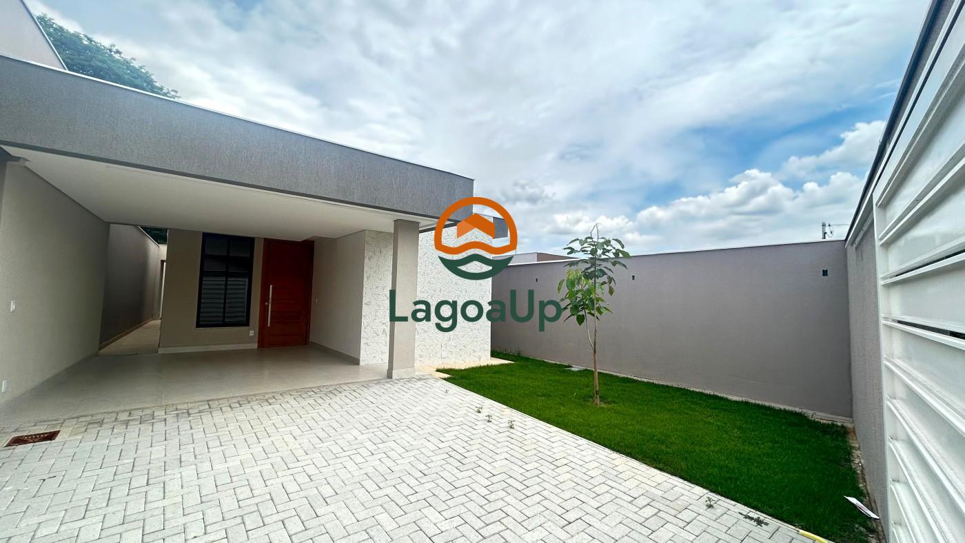 Casa à venda com 4 quartos, 132m² - Foto 3