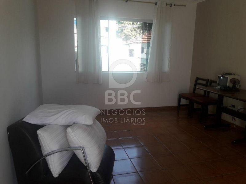 Casa à venda com 2 quartos, 240m² - Foto 11