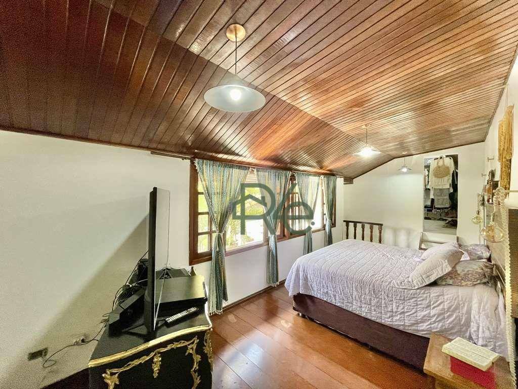 Casa de Condomínio à venda com 3 quartos, 280m² - Foto 28