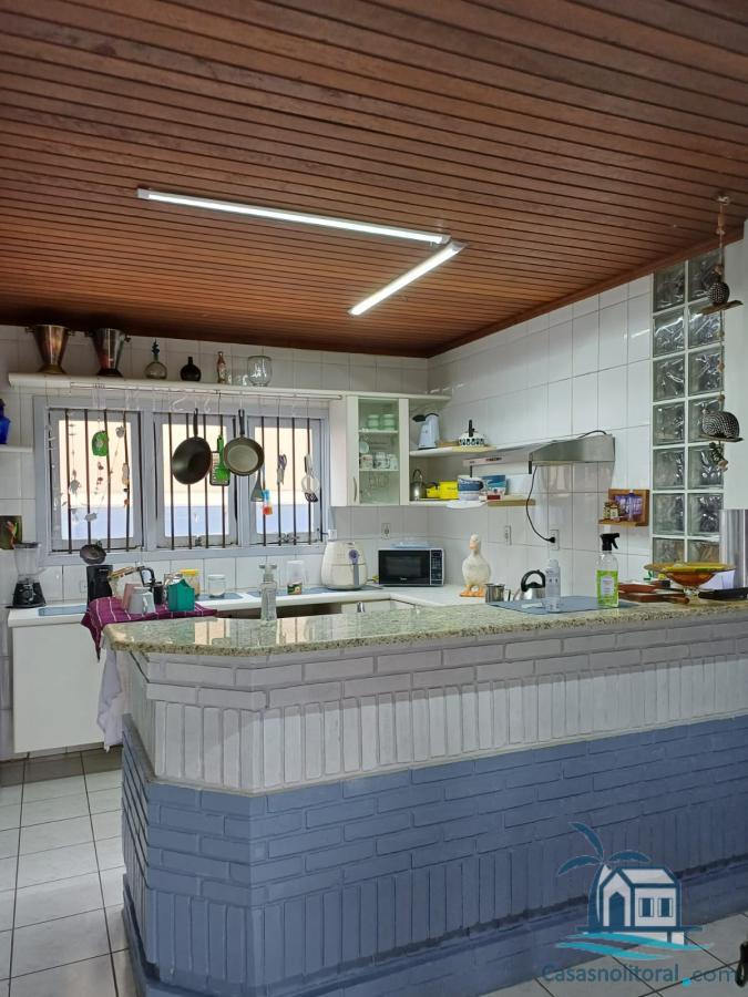 Casa à venda com 3 quartos, 220m² - Foto 8