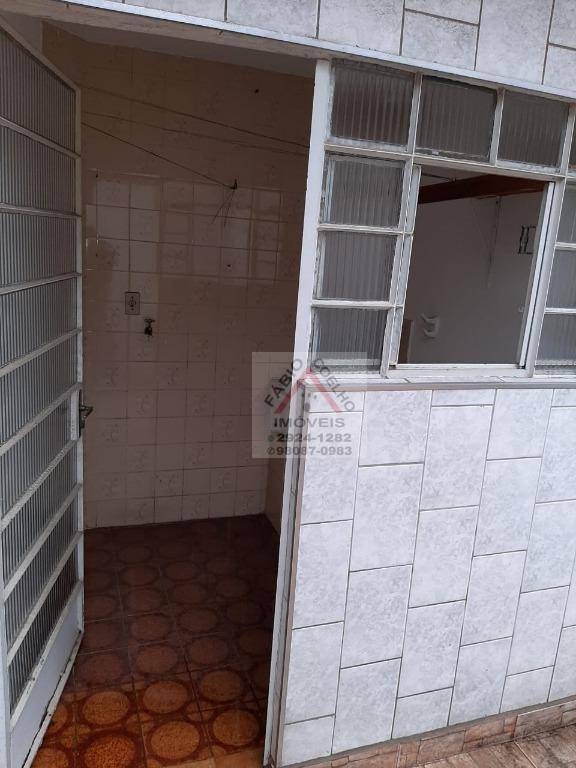 Sobrado à venda com 2 quartos, 120m² - Foto 7