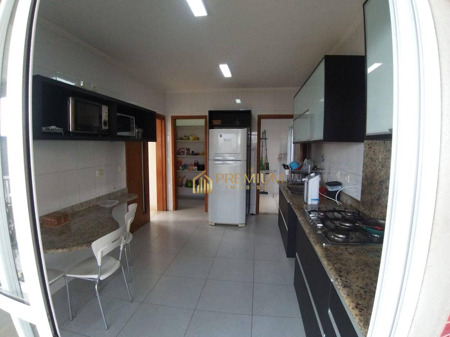 Sobrado à venda com 4 quartos, 231m² - Foto 21