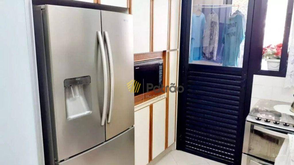 Apartamento à venda com 3 quartos, 155m² - Foto 16