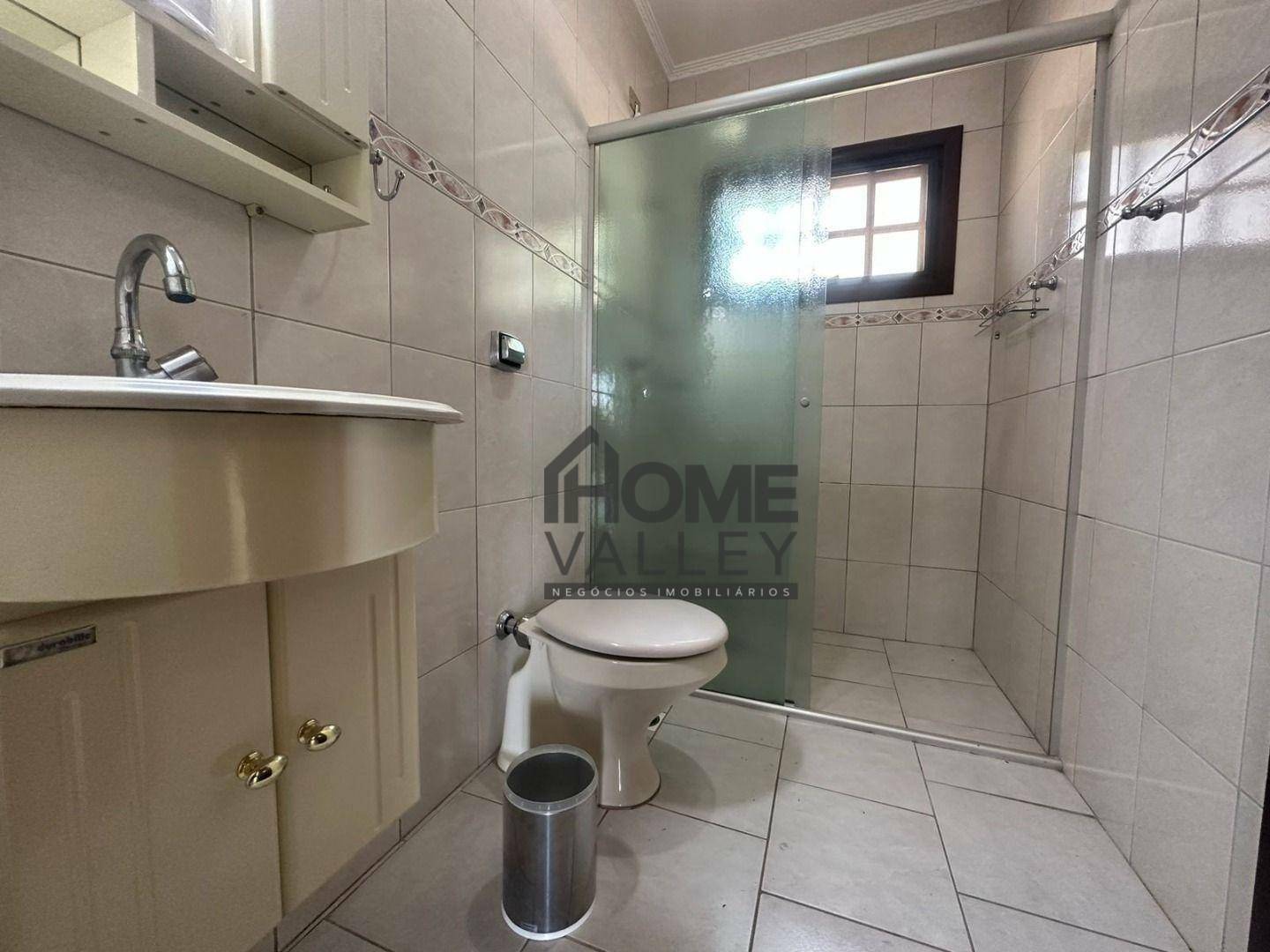 Casa de Condomínio à venda com 3 quartos, 350m² - Foto 15