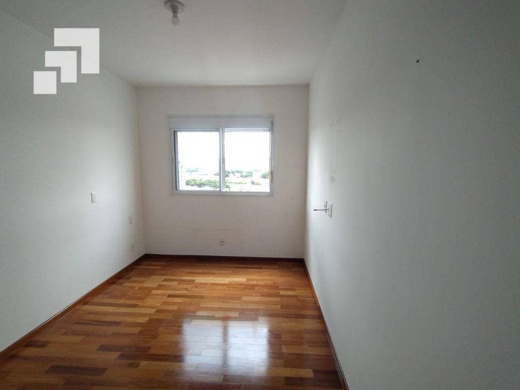 Apartamento para alugar com 2 quartos, 62m² - Foto 14