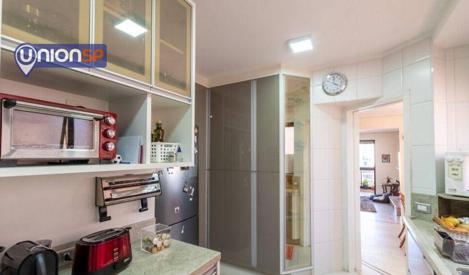 Apartamento à venda com 3 quartos, 141m² - Foto 5