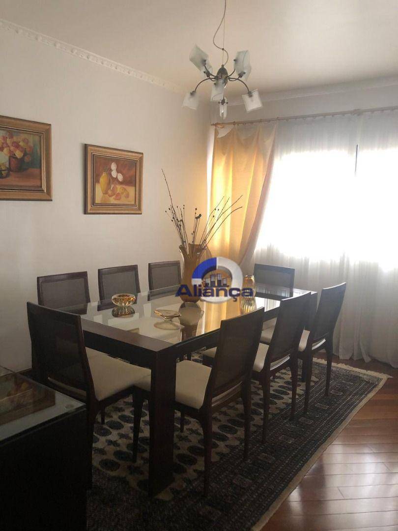 Apartamento à venda com 4 quartos, 185m² - Foto 18