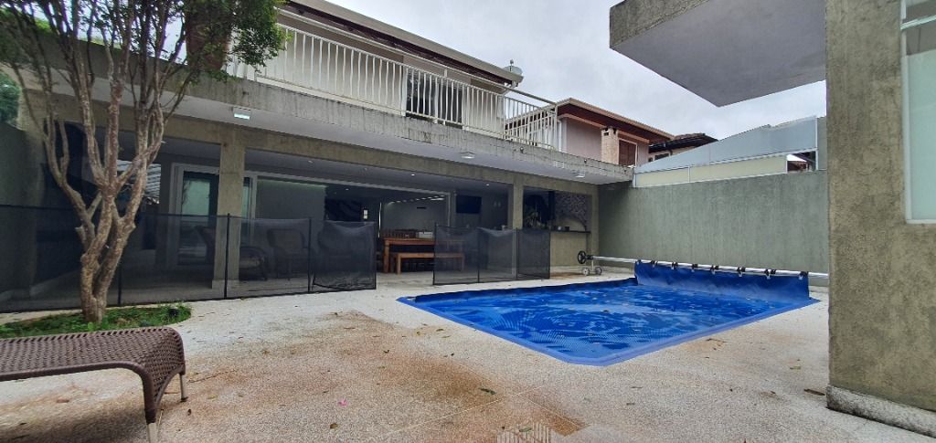 Casa de Condomínio à venda com 4 quartos, 310m² - Foto 33