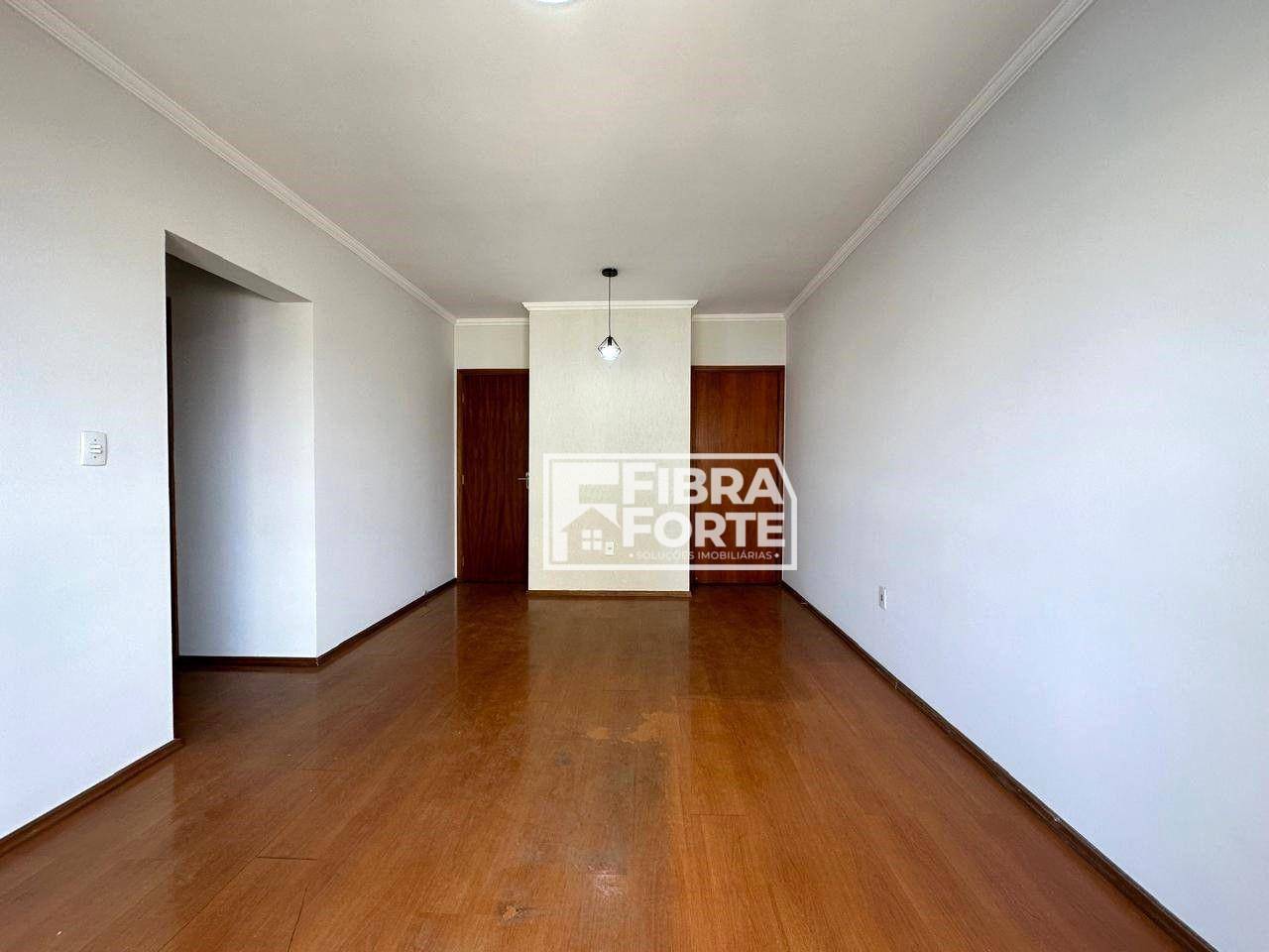 Apartamento à venda com 3 quartos, 70m² - Foto 3