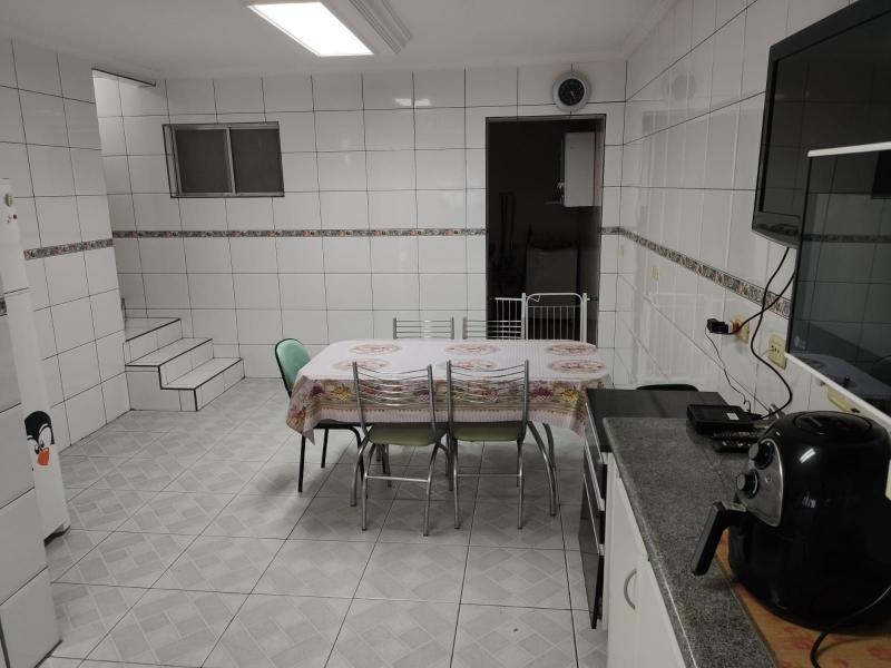 Sobrado à venda com 3 quartos, 274m² - Foto 12