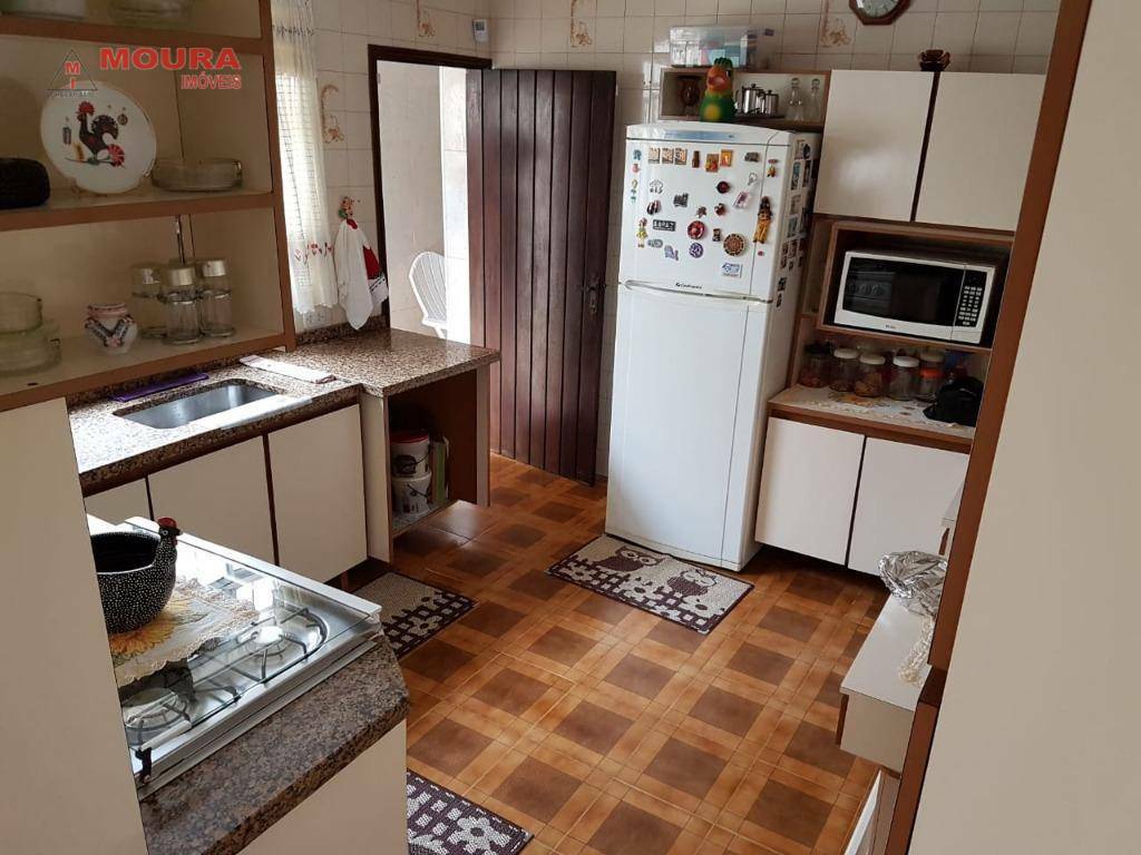 Sobrado à venda com 3 quartos, 260m² - Foto 5