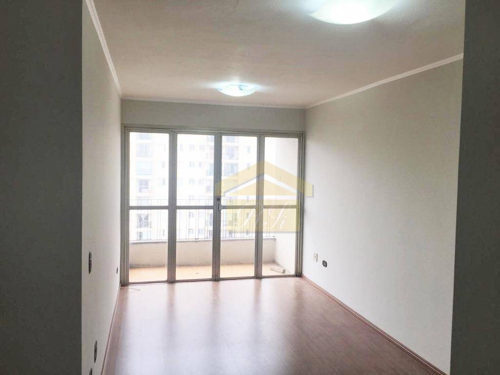 Apartamento à venda com 3 quartos, 79m² - Foto 2