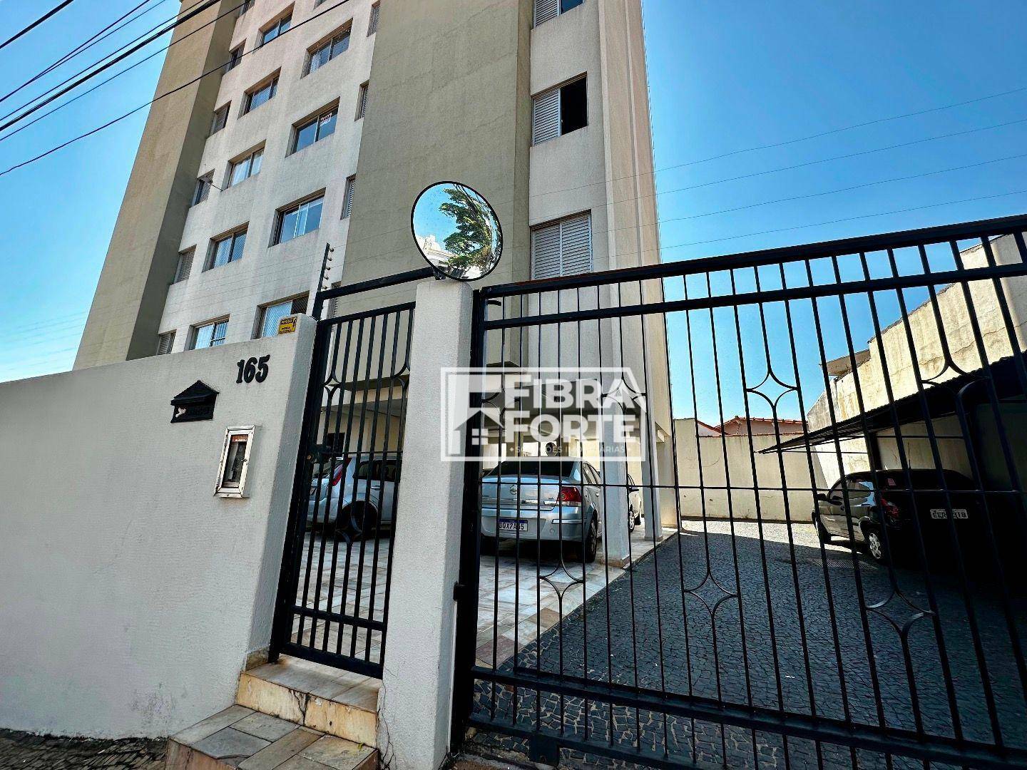 Apartamento à venda com 2 quartos, 78m² - Foto 2