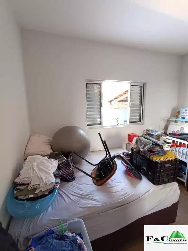 Casa à venda com 3 quartos, 200m² - Foto 16