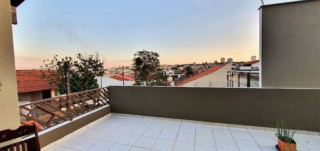 Casa à venda com 4 quartos, 248m² - Foto 22