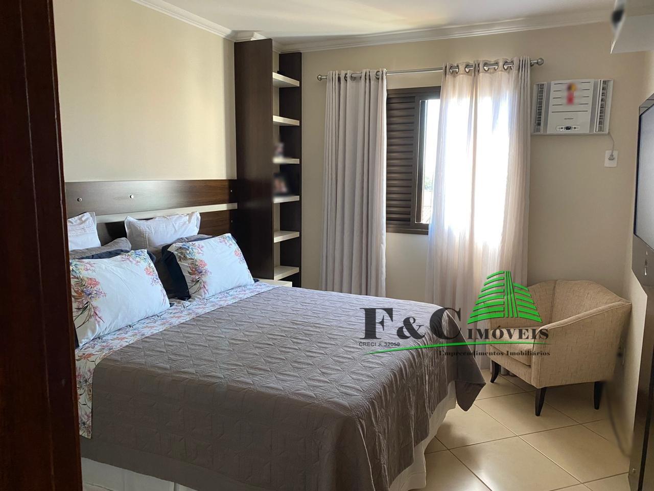 Apartamento à venda com 2 quartos, 120m² - Foto 2