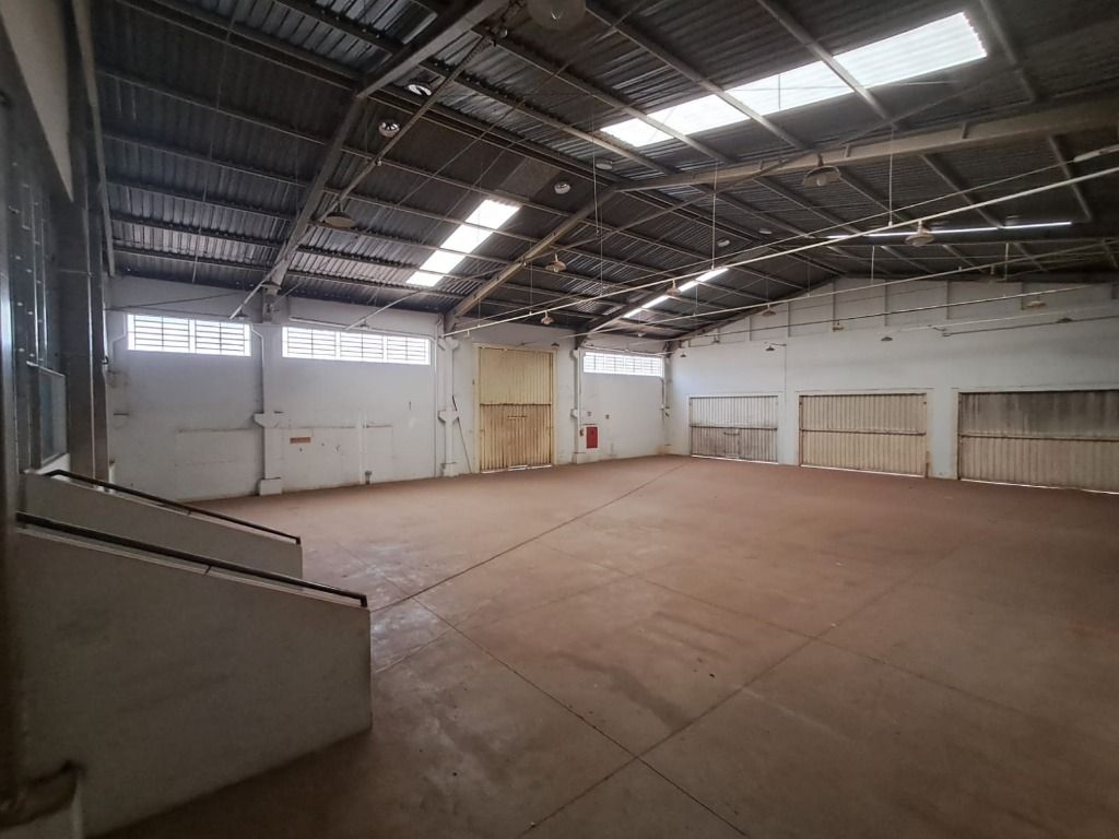 Loja-Salão para alugar, 1062m² - Foto 1