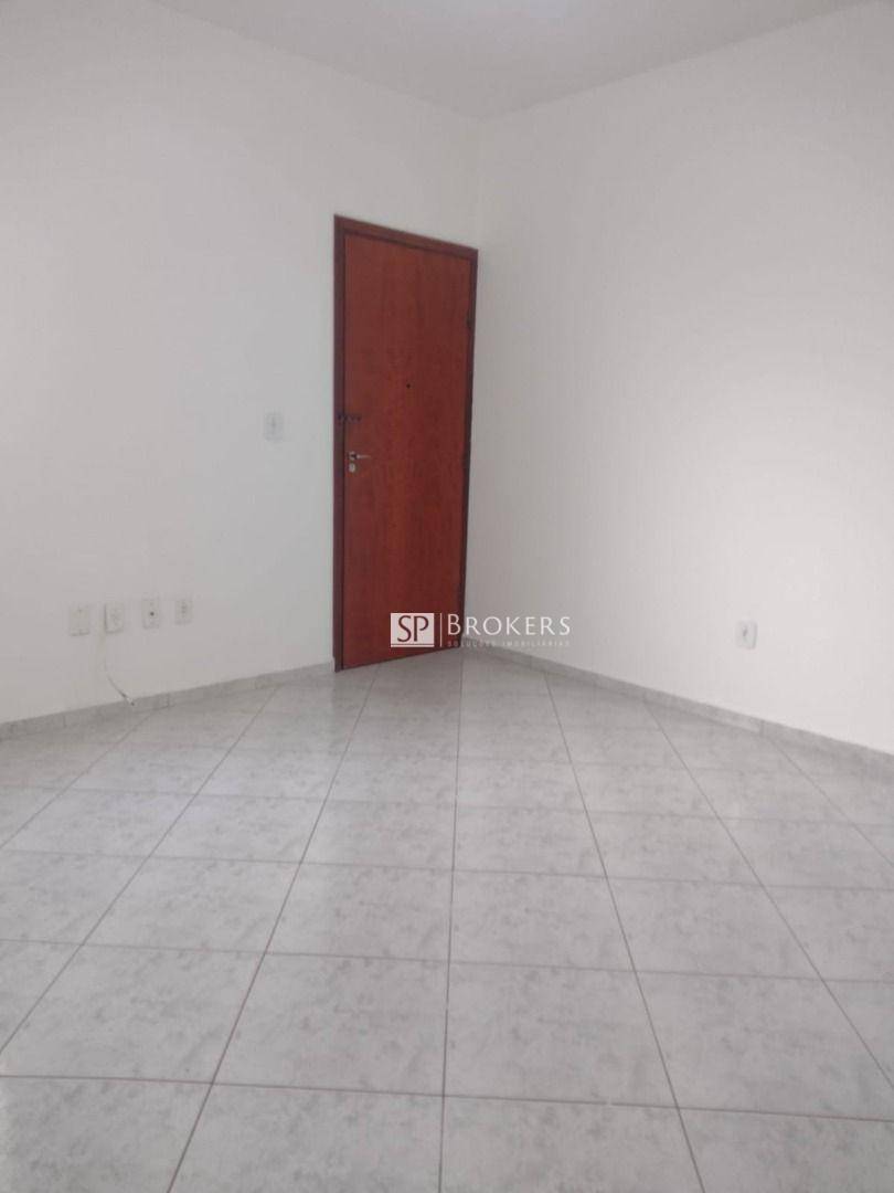 Apartamento para alugar com 2 quartos, 62m² - Foto 2