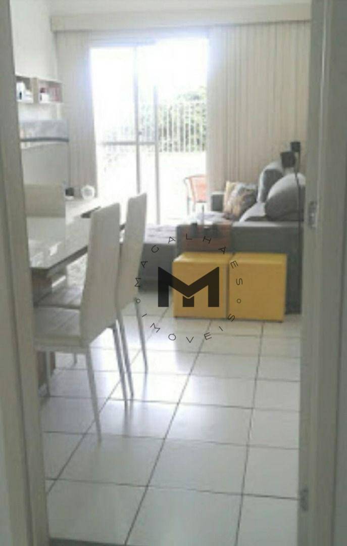 Apartamento à venda com 2 quartos, 67m² - Foto 1