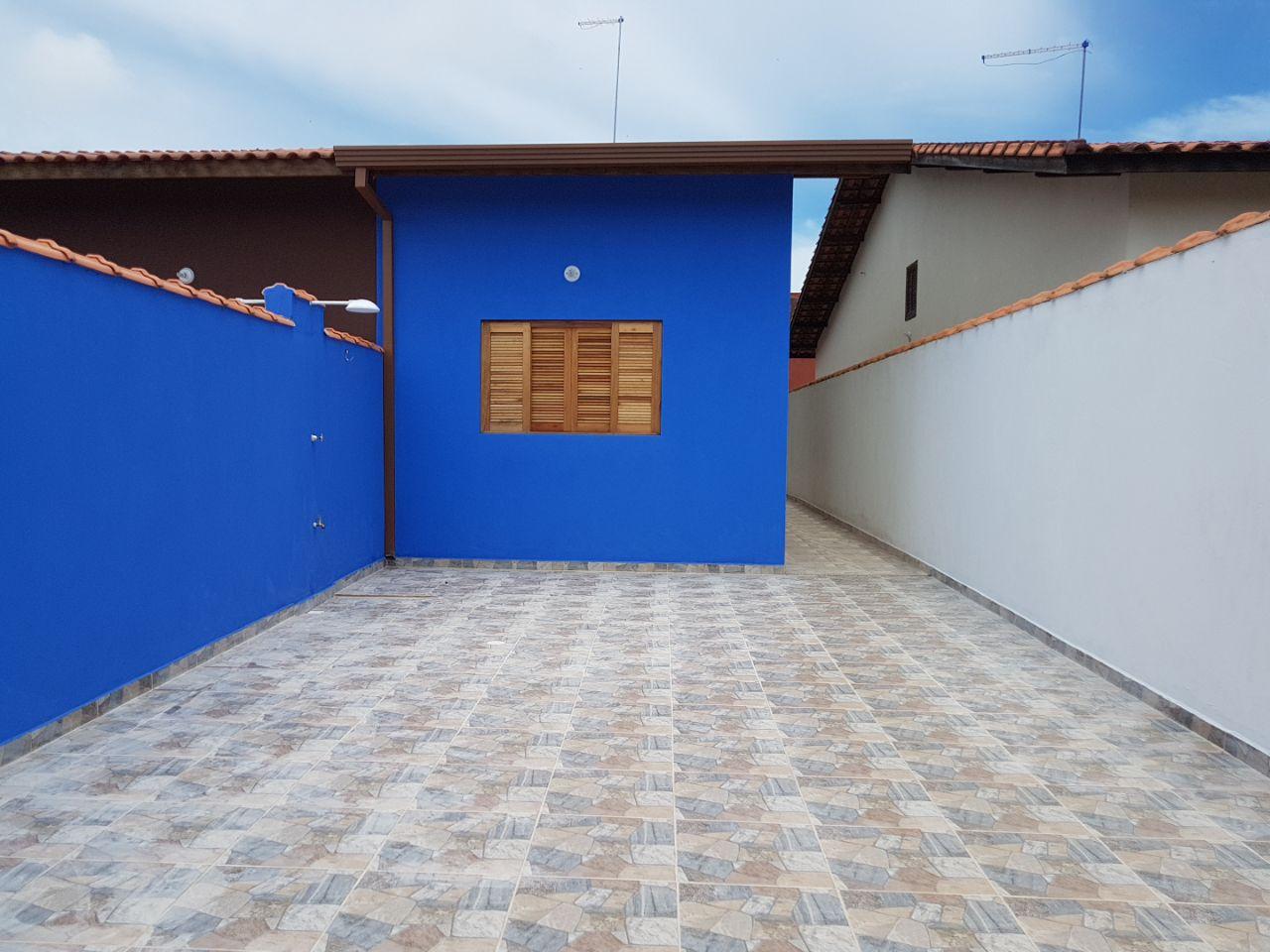 Casa à venda com 2 quartos, 152m² - Foto 1