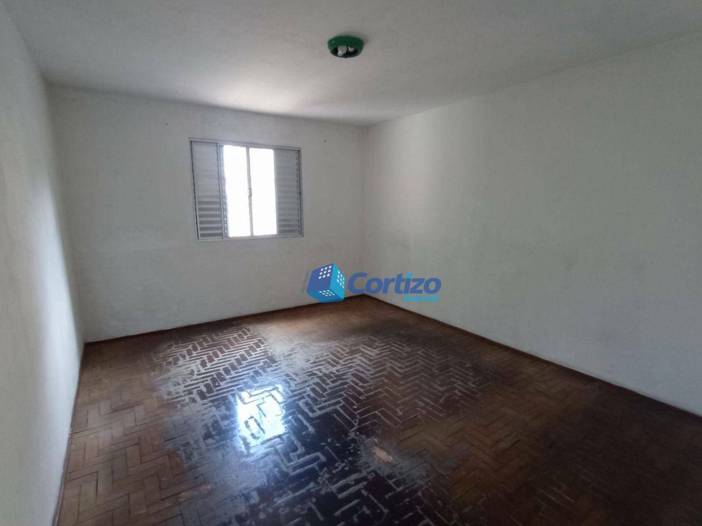 Casa à venda com 2 quartos, 140m² - Foto 11