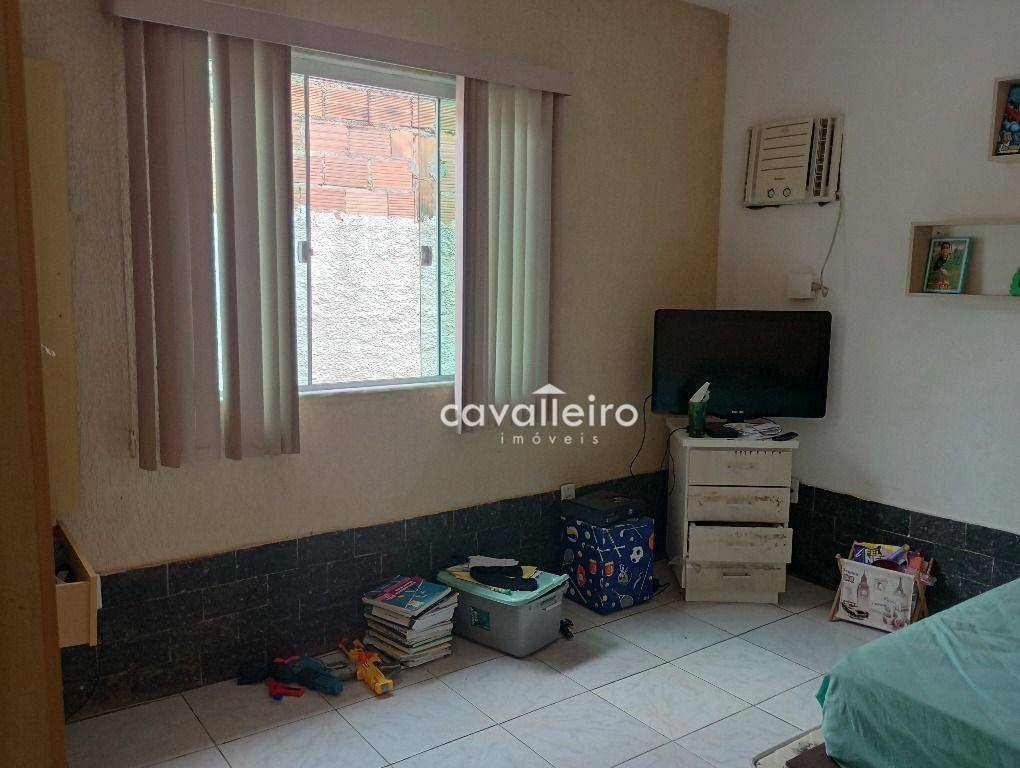 Casa à venda com 5 quartos, 220m² - Foto 42