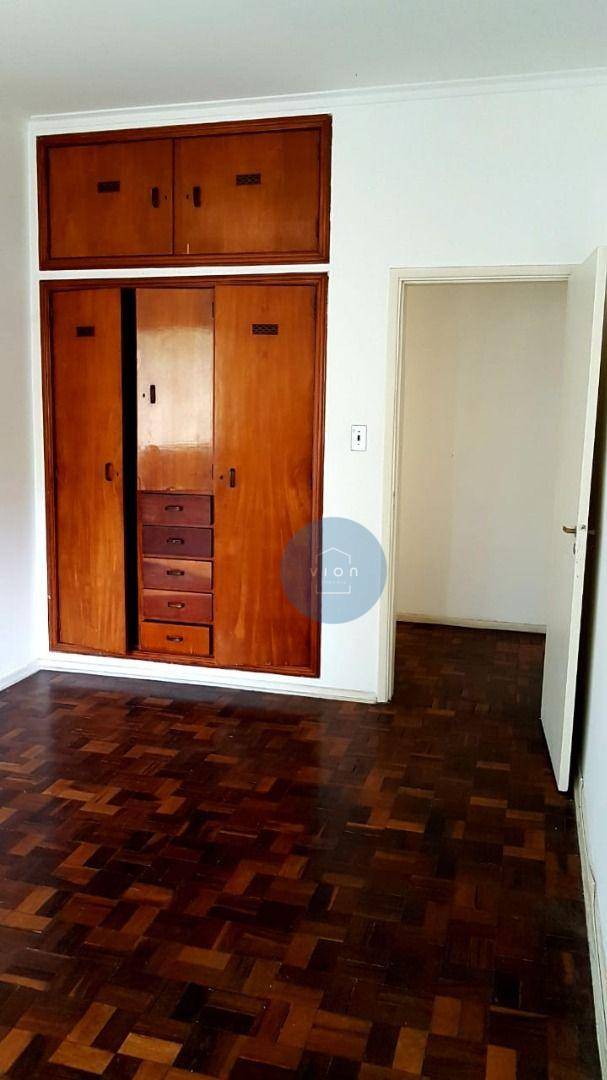 Apartamento para alugar com 3 quartos, 140m² - Foto 10