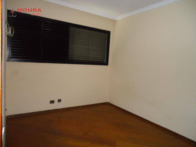 Apartamento à venda com 3 quartos, 159m² - Foto 12