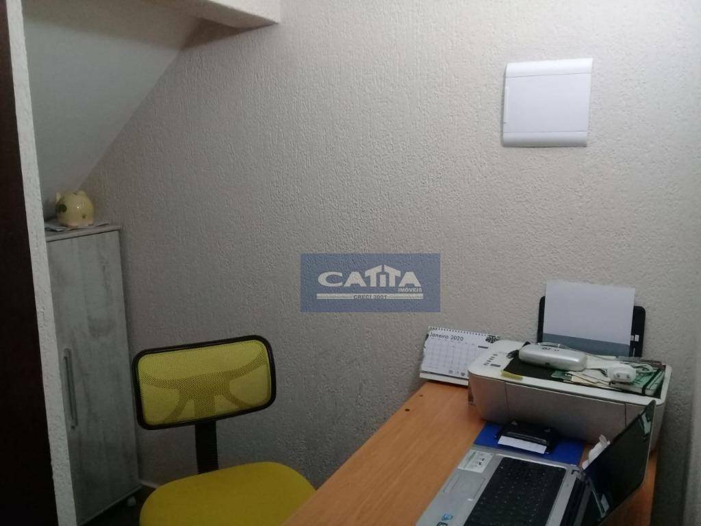 Sobrado à venda com 3 quartos, 230m² - Foto 2